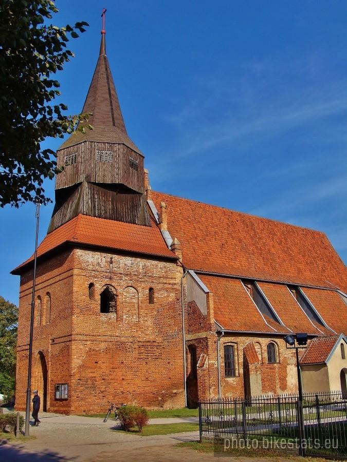Kościół pw. św. Aniołów Stróżów w Cedrach Wielkich.