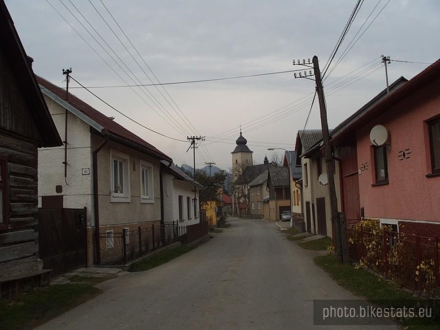 Wąskie uliczki Lesnicy