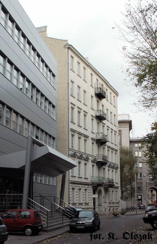 Piękna czterdzieści i cztery