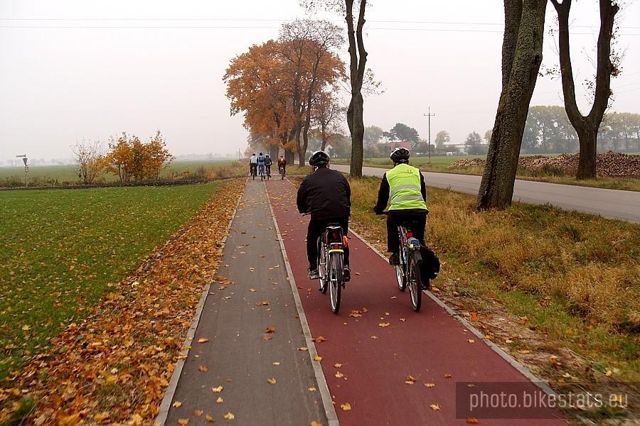 Ekipa w trasie- ścieżka rowerowa –Lichnowy.