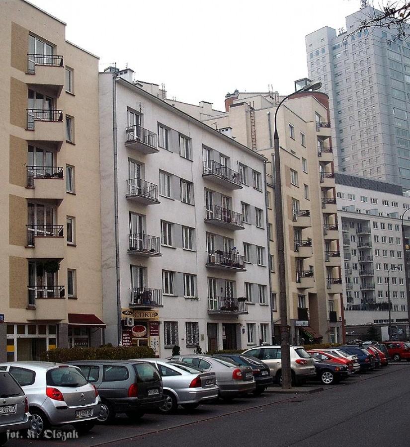 Kamienica braci Golbandów, Dzika 17