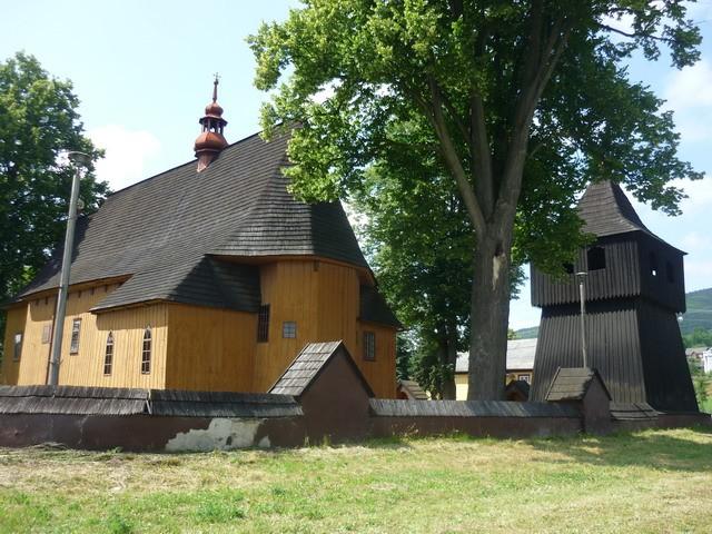 Drewniany kościół parafialny p.w. Najświętszej Marii Panny