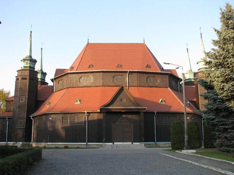 Kosciół nie ma jeszcze 100 lat