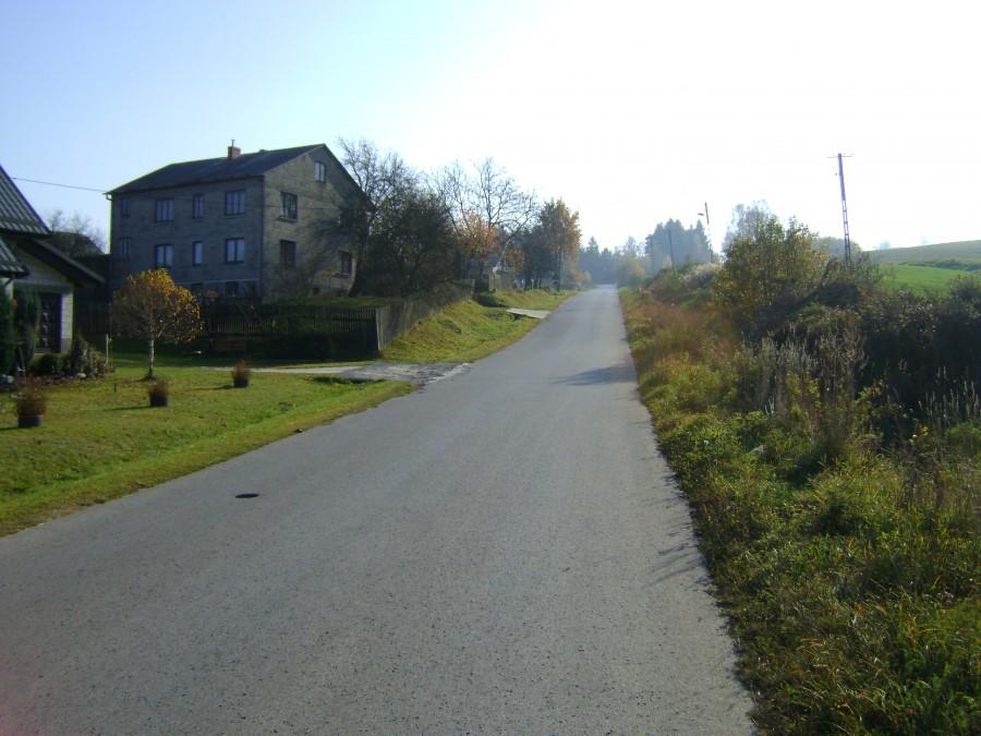 Końcowy odcinek stromego podjazdu w Malmurzynie