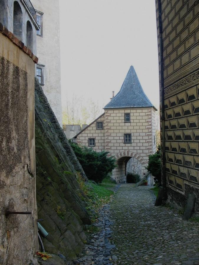 Frydlant - brama i przejście na Górny zamek