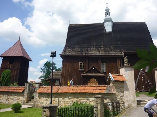 Kościół p.w. Narodzenia Najświętszej Maryi Panny z XVI w. w miejscowości Rajbrot