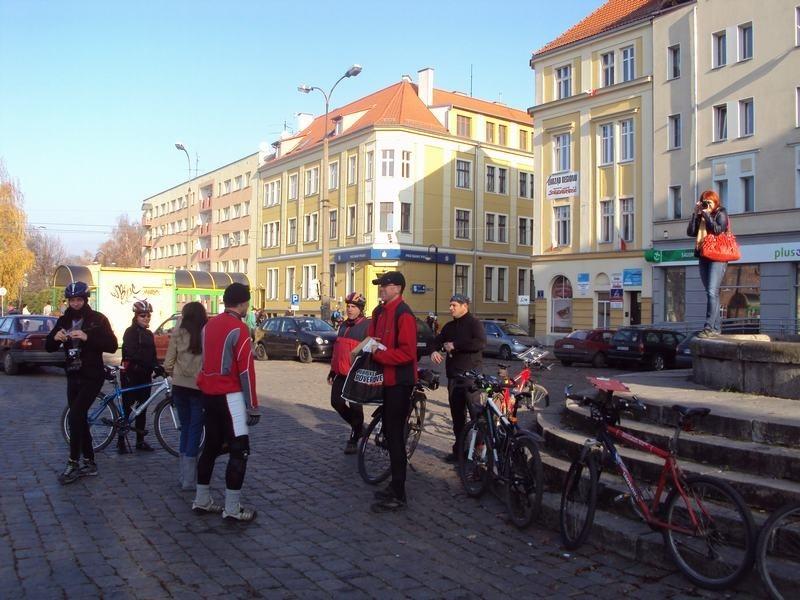 XVII EINO