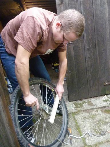 Tu potrzebna jest pomoc Mechanika Rowerowego!!!