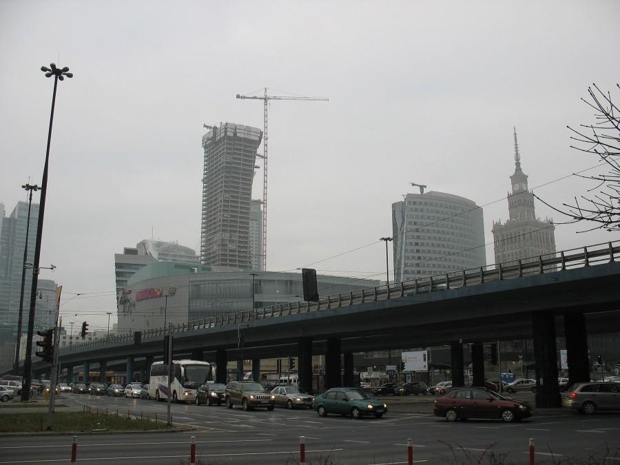 Złota 44, trochę zamglona