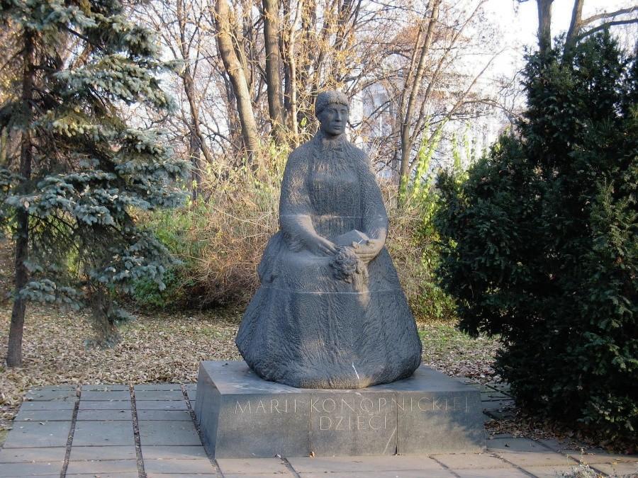 Pomnik Marii Konopnickiej