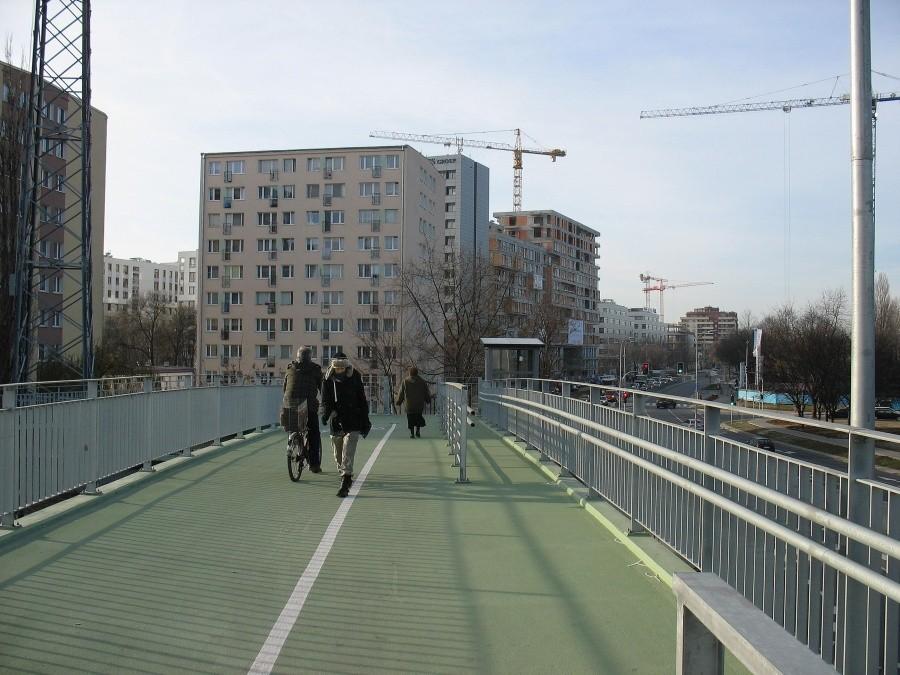 Kładka na ul. Rzymowskiego
