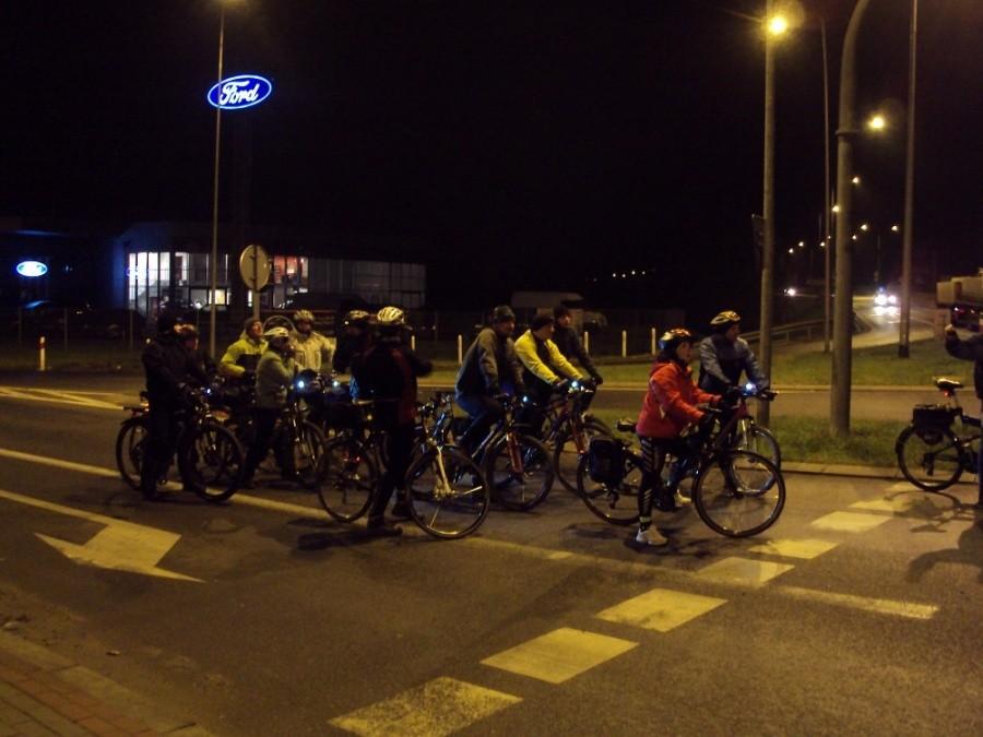 Nocni Andrzejkowi rowerzyści