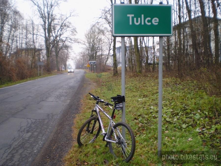 Wjazd do Tulec od strony Szczepankowa