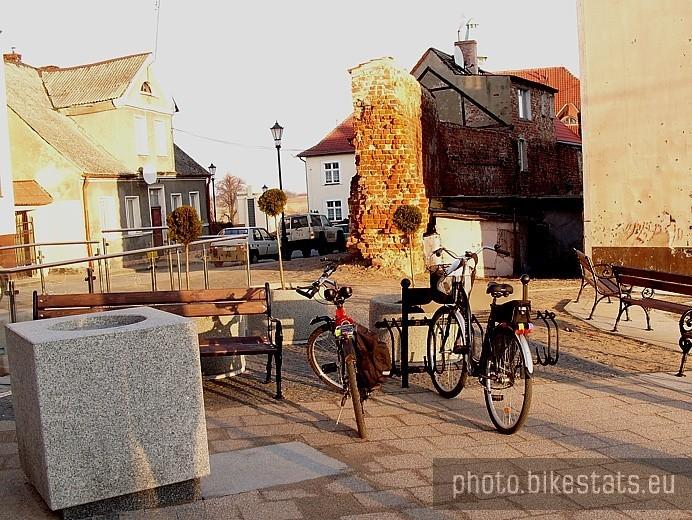 Nowy skwerek przy ulicy Chopina.