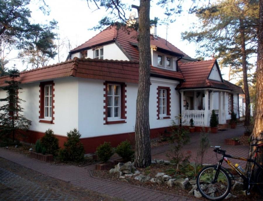 Foto Zagadka Nr 38 - co to za dworek?
