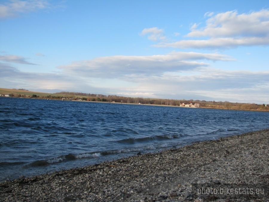 Hlucin jezioro