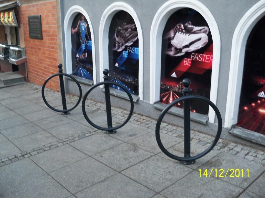 OLSZTYN-STOJAKI ROWEROWE NA STARYM MIEŚCIE