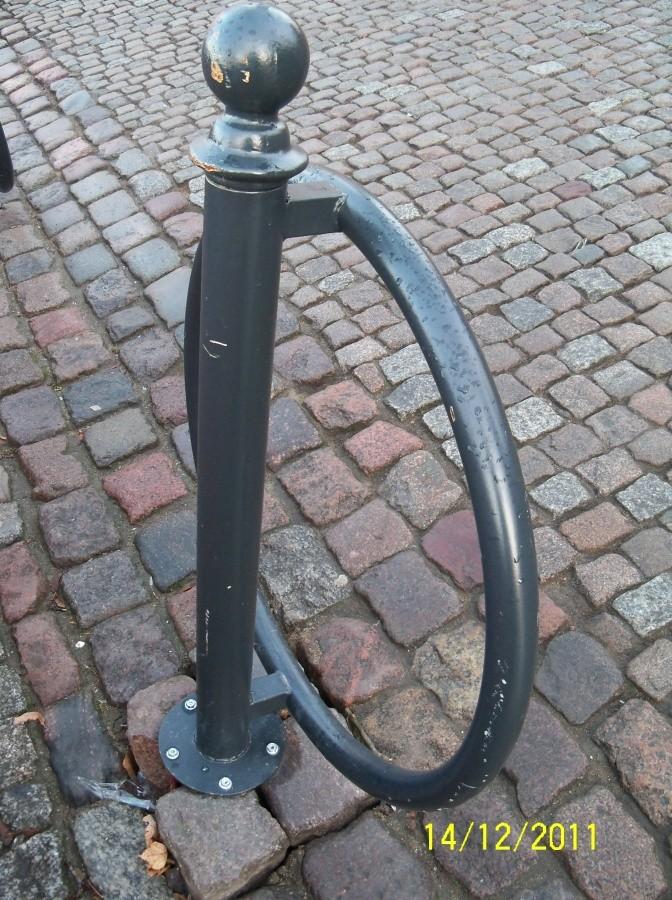 OLSZTYN-STOJAKI ROWEROWE NA STARYM MIEŚCIE