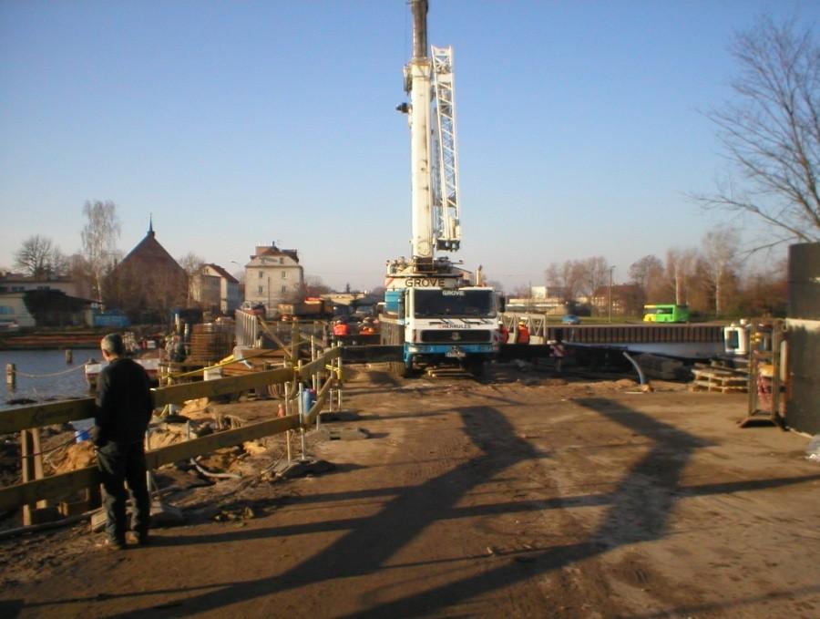 MOST NISKI NAD RZEKĄ ELBLĄG