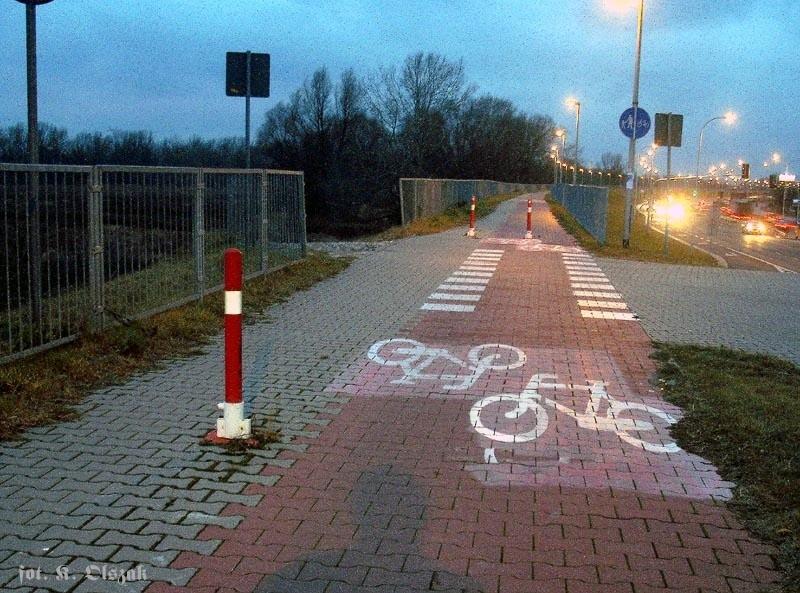 Słupki na Wale Miedzeszyńskim
