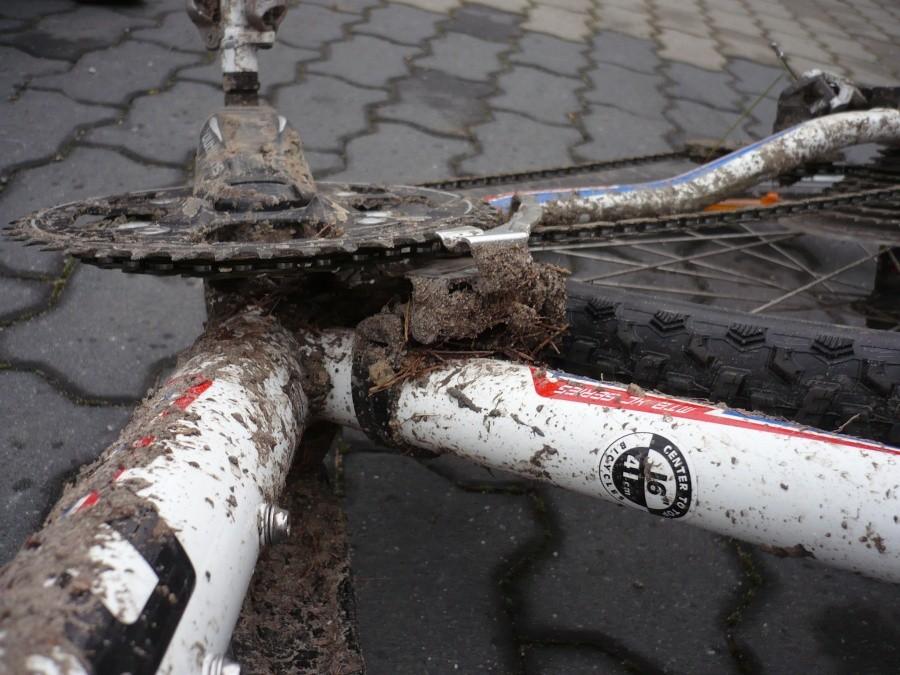 Drigi raz na nowym rowerze - ciężki będzie miał żywot...