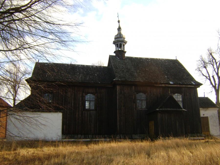 Drewniany,zabytkowy kościół Św.Marcina w Białobrzegach