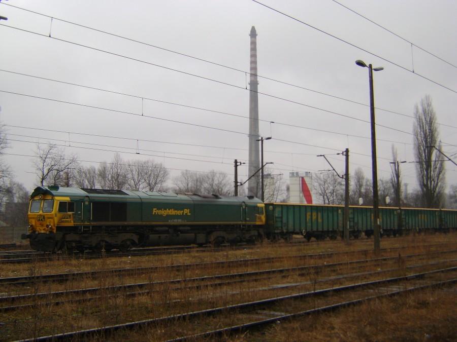 Skład FPL z kruszywem pod budowę S-8