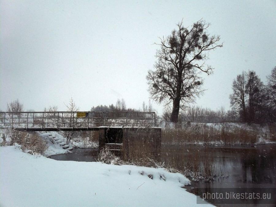 Nad Jeziorem Rokickim