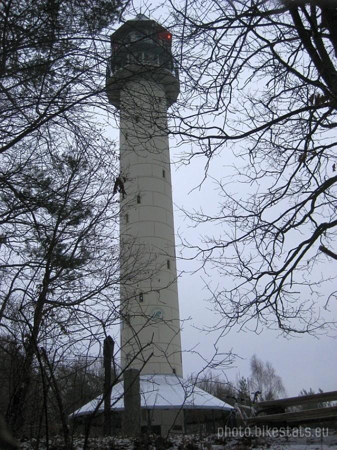 Wieża widokowa na szczycie Dziewiczej góry 143m. n. p. m + 40m.