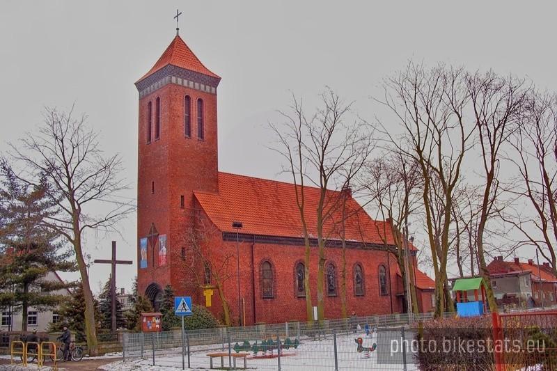 Kościół parafialny Najświętszego Serca Pana Jezusa w Pszczółkach.