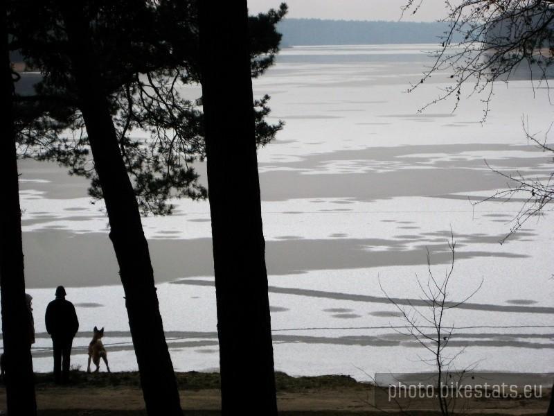 Jezioro Stęszewskie w zimowej szacie
