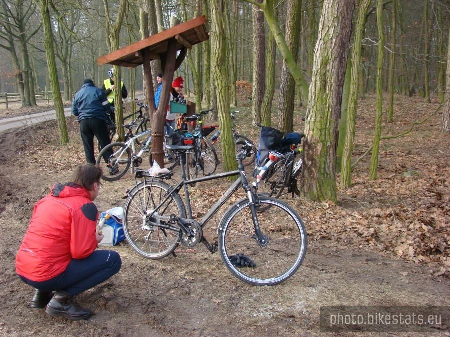 A inni podziwiali mój nowy nabytek( też rumak ale stalowy albo aluminiowy)