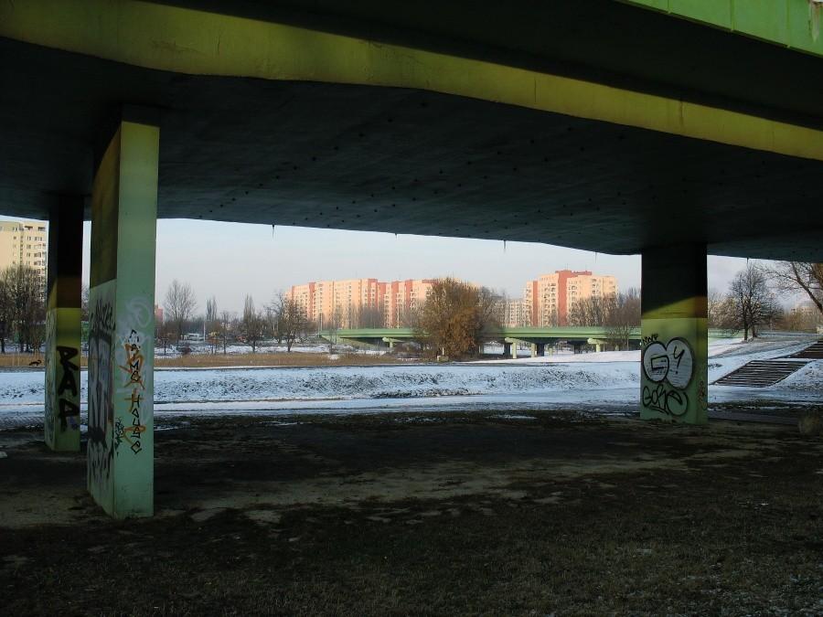Nowy wiadukt nad Potokiem Służewieckim