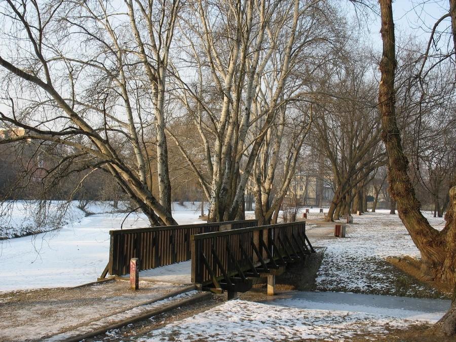 Park Sielecki - mostek nad kanałkiem
