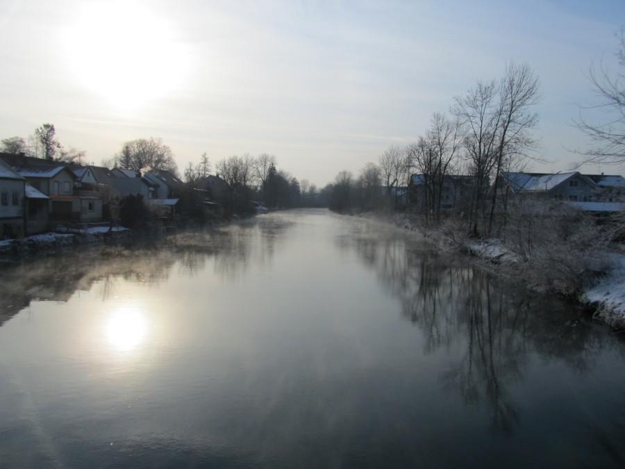 Rzeka Loisach w Wolfratshausen