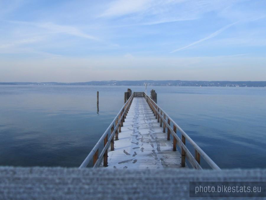 Ammerland.Widok na jezioro Starnberg