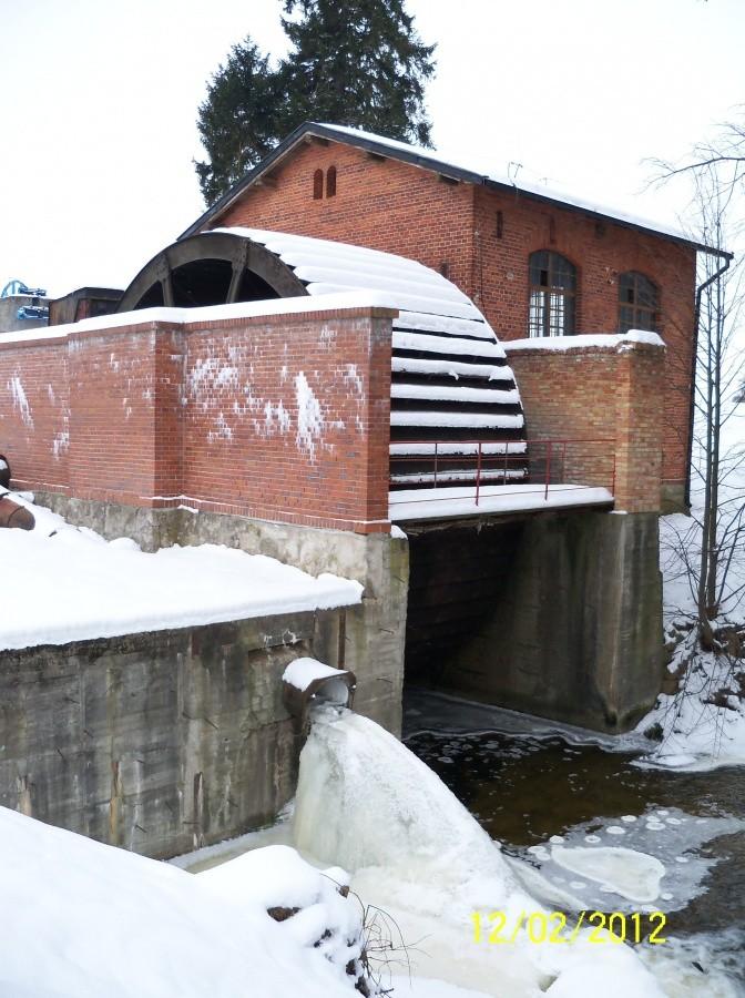 POCHYLNIA KĄTY-MASZYNOWNIA I ZAMROŻONA WODA