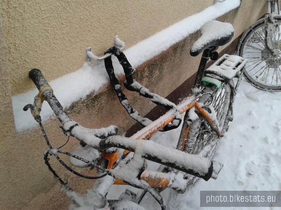 Odśnieżać rower przed jazdą - w pale się nie mieści