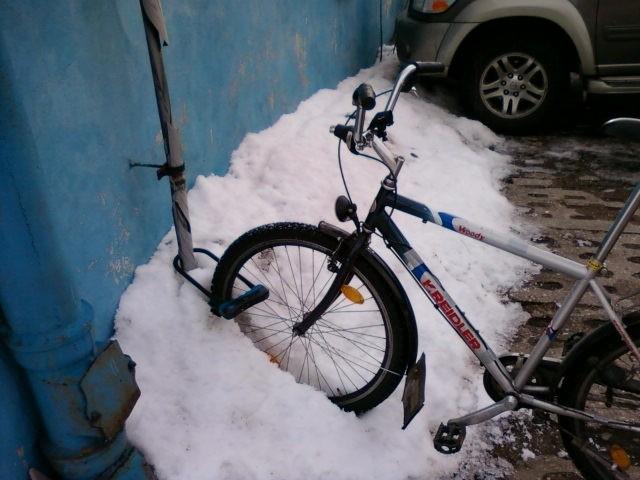 Niekonwencjonalny stojak