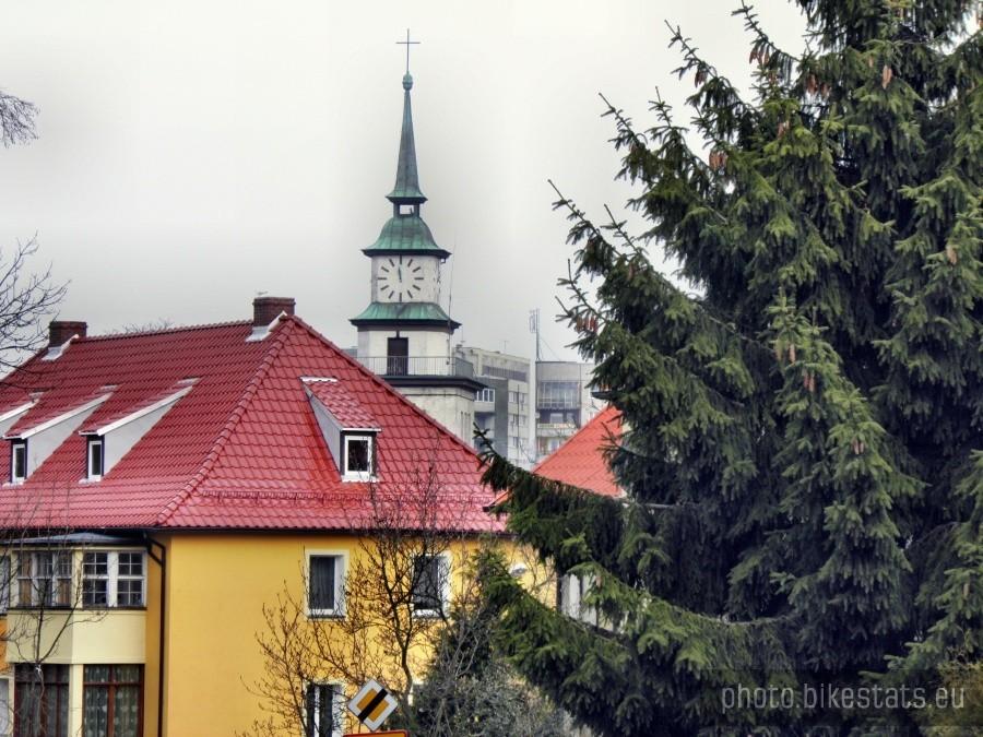 Widok z ulicy Lutnianej o poranku - 22 lutego 12 r.