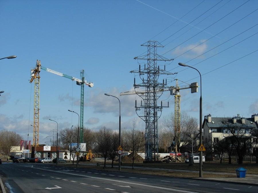 Ursynów - budowa apartamentowca na skarpie
