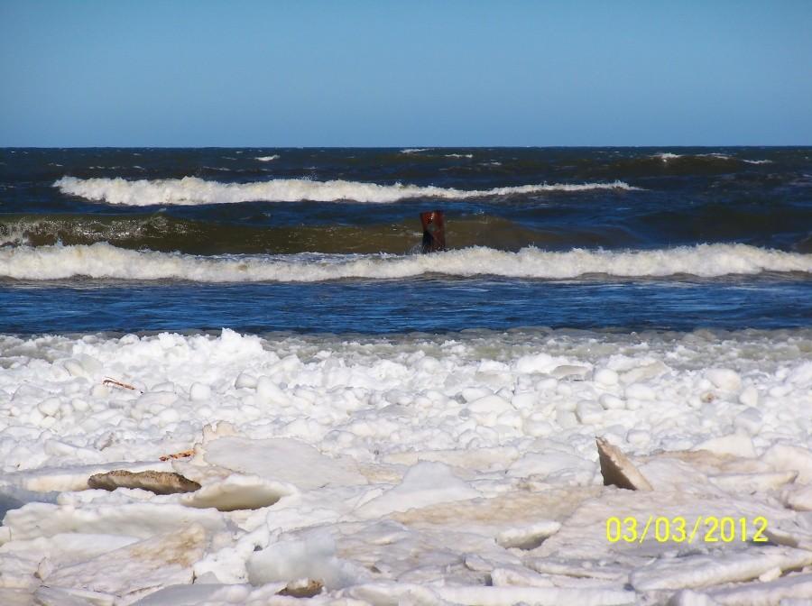 PLAŻA W STEGNIE I WYCIĄGARKA ŁODZI