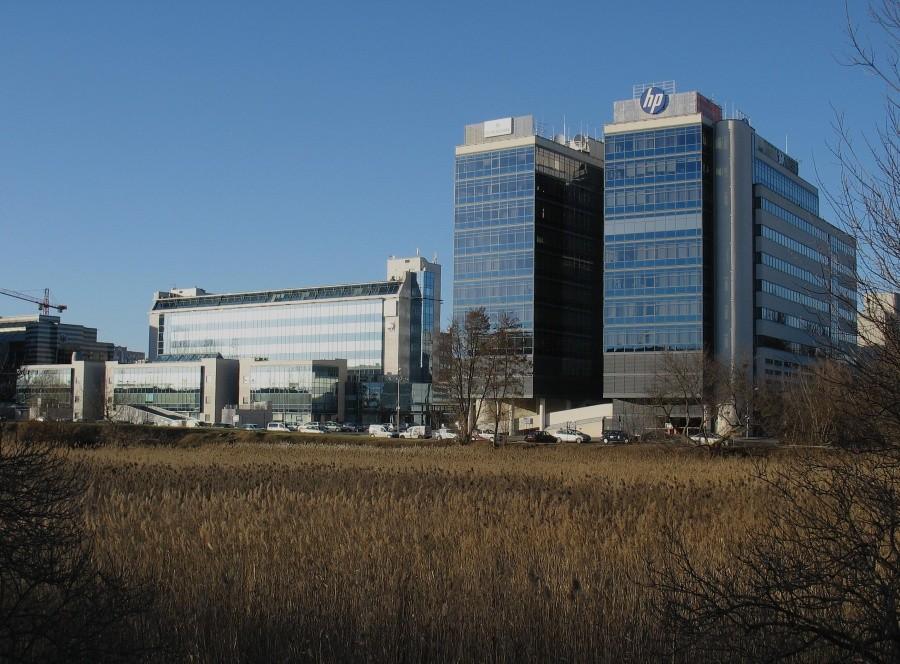 University Business Center nad Stawem Służewieckim