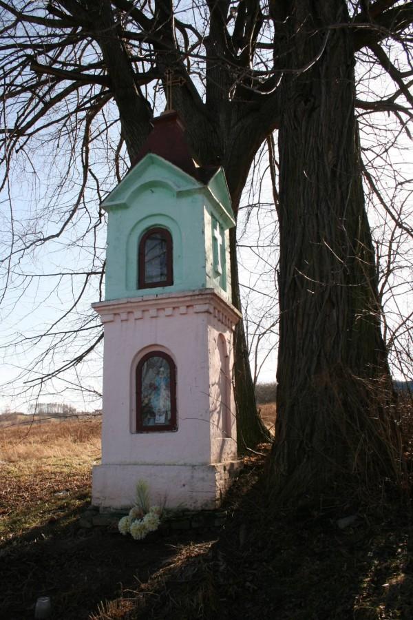 Kapliczka w Kielnarowej