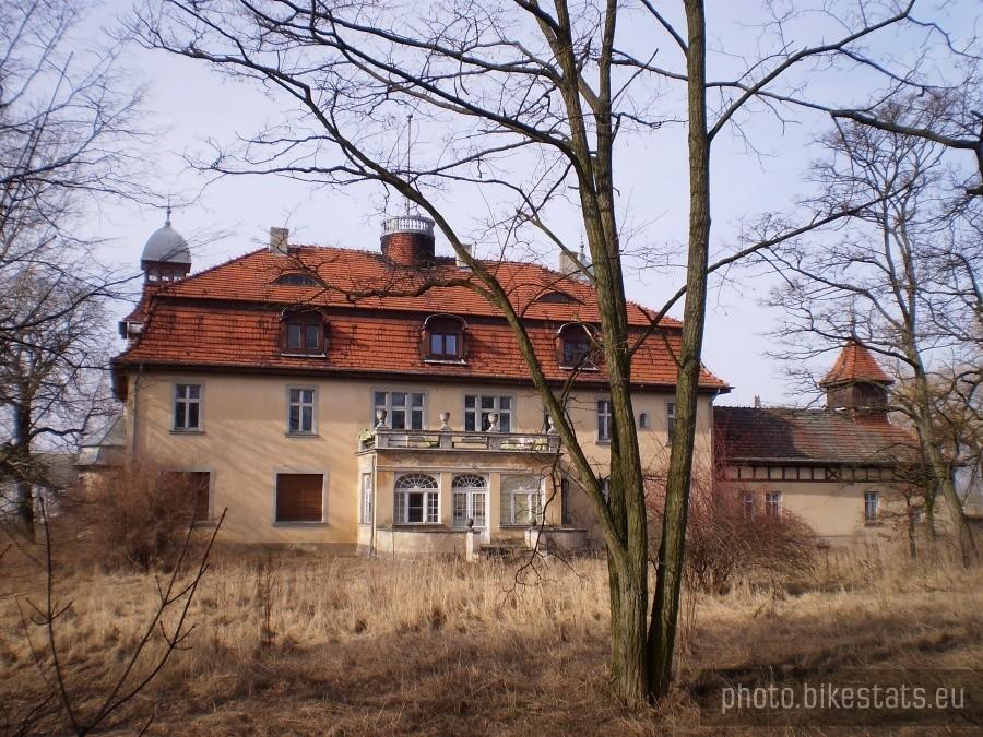 Pałac w Czerlejnie