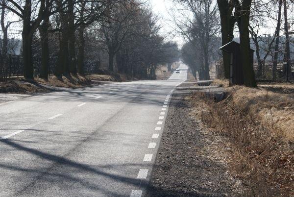 droga z Ujazdu do Wolborza jest bardzo pofałdowana