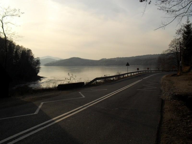 Jezioro Rożnowskie