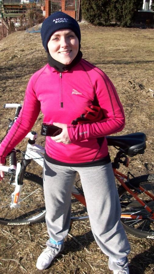 Ania po raz pierwszy na rowerze w sezonie 2012