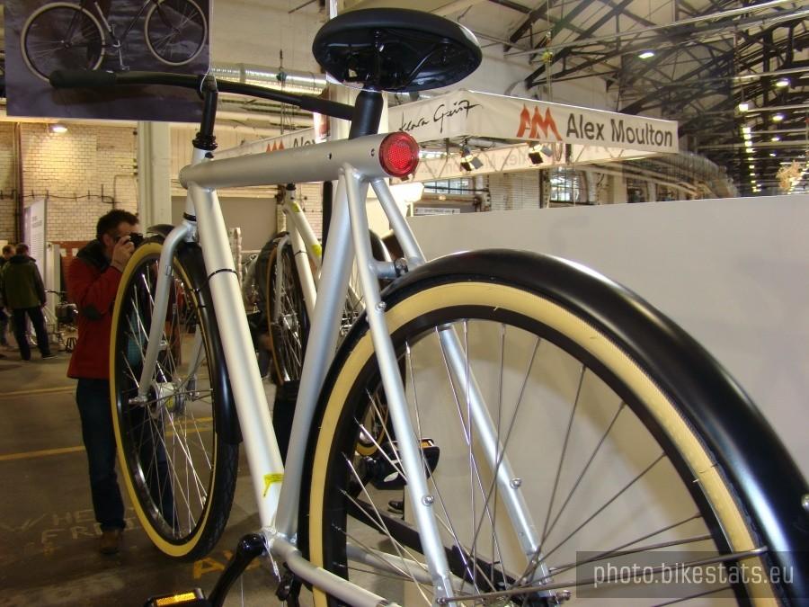 berliner fahrrad schau 2012 światła jak samochodzie , w "karoserii"