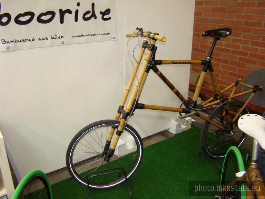 berliner fahrrad schau 2012 - dwa koła , korba i łańcuch do tego bambus i...mamy rower.
